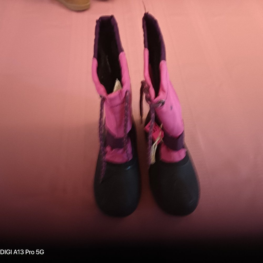 Kamik Girl Kid Quality Rubber Boots size 2